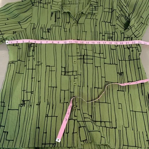 Habitat XL Green/Black Abstract Pattern Tunic Top - Picture 10 of 11